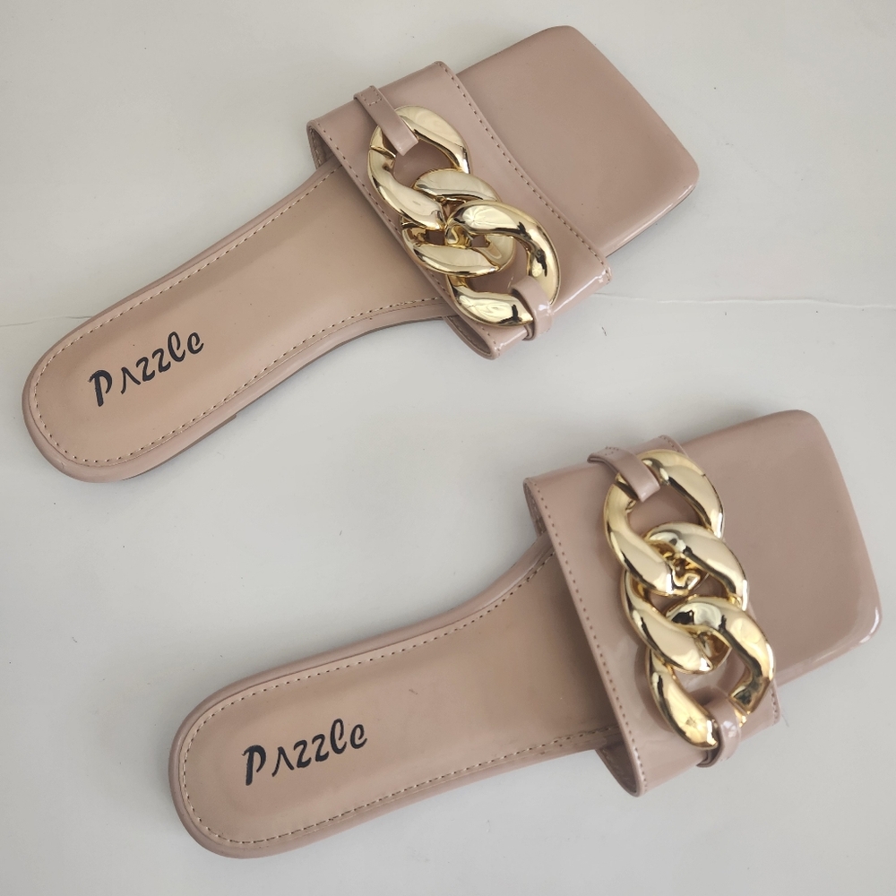 Pazzle Women's Tan Slippers with Gold Chain